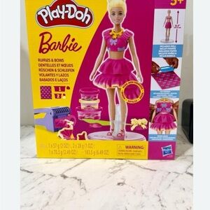 Play-Doh Barbie Fashion Playset – Pink Modeling Dress-Up Kit
